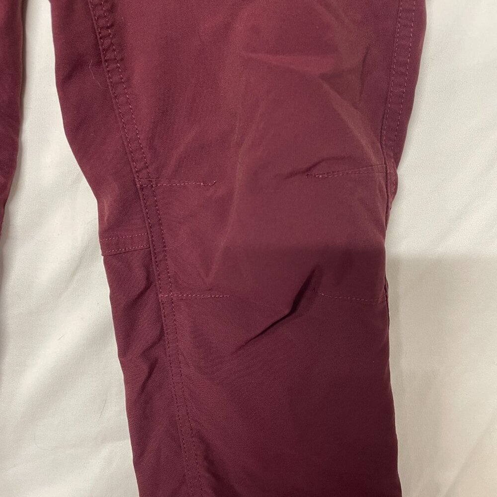 Maroon women's Columbia capris - Picture 4 of 9